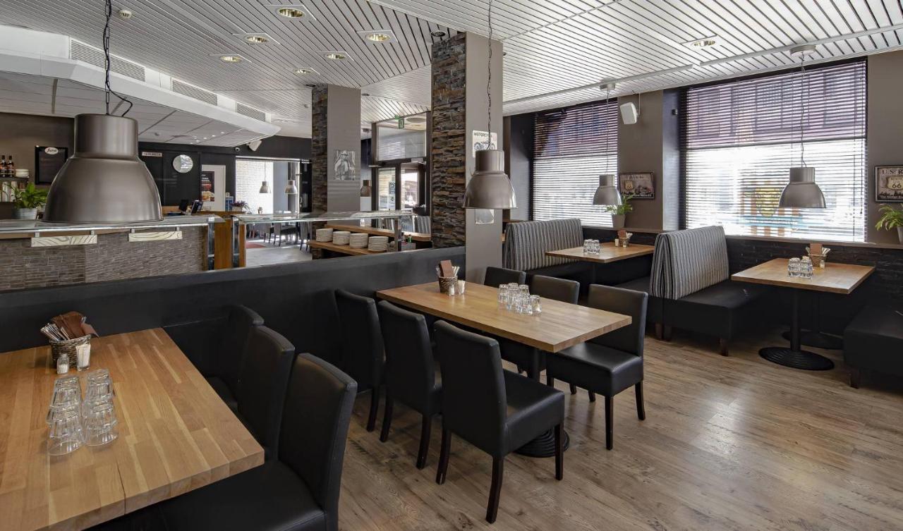 Hotel Seurahuone Riihimaeki 외부 사진